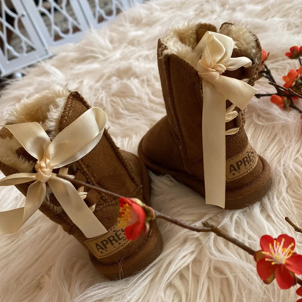 APRES by LAMO toddler boots